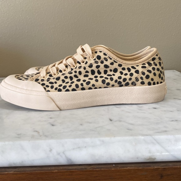 Clear by Dolce vita designer - Picture 3 of 8